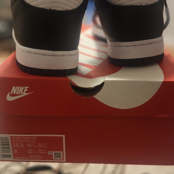 Nike sneaker - Picture 5 of 7